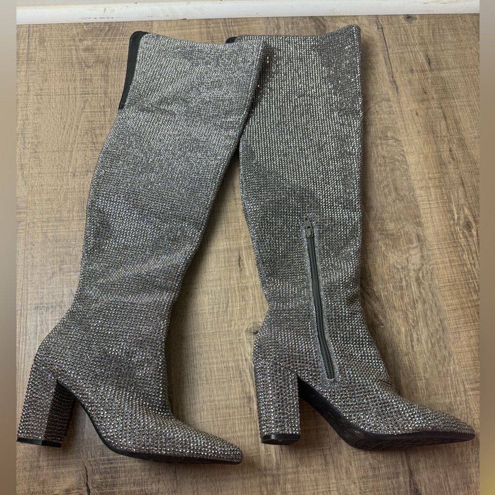 Gianni Bini Woman’s 7 Queen-Bee Size 6M 6 Silver Rhinestone‎ Over-the-Knee Boots